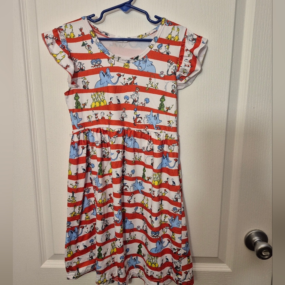 NEW Dr Seuss Print Girls Dress 4T